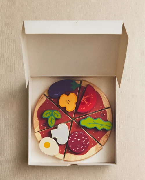 Kid's pizza toy